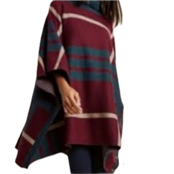 Modcloth Warm Plaid Poncho with Turtleneck  size M/L - Picture 2 of 9